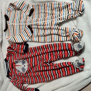 2 Baby Boys Footed Sleepers Onsie s 0-3mth Footie